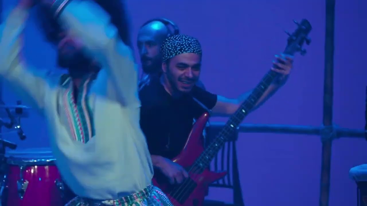 دینگومارو- محسن شریفیان - لیان در برنامه کارناوال Dingomarou - Mohsen Sharifian - Lian