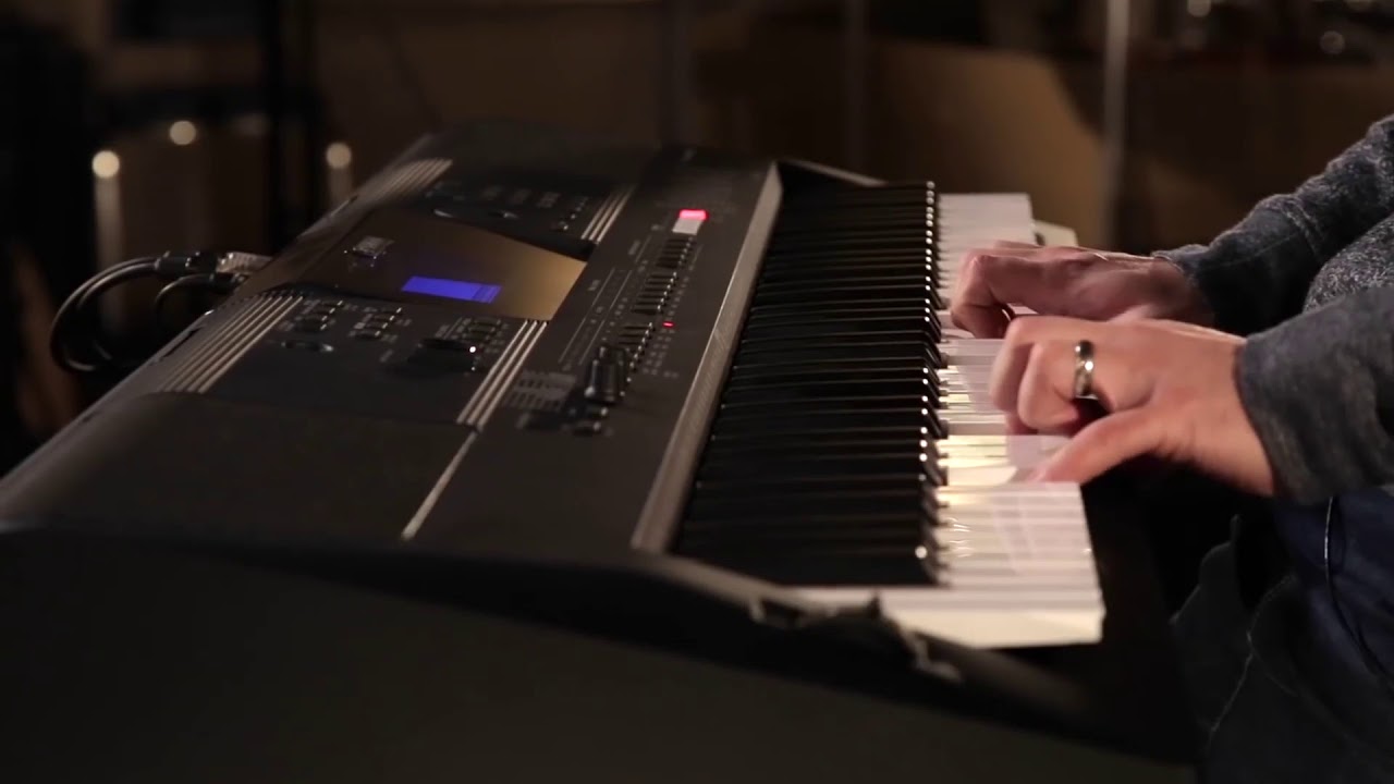 Episode 2: Choosing the Right Keyboard for Worship