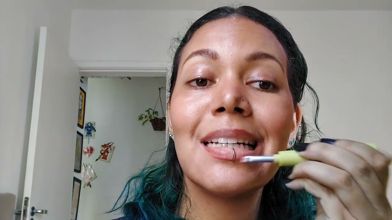 Maquiagem com produtos Guava skin