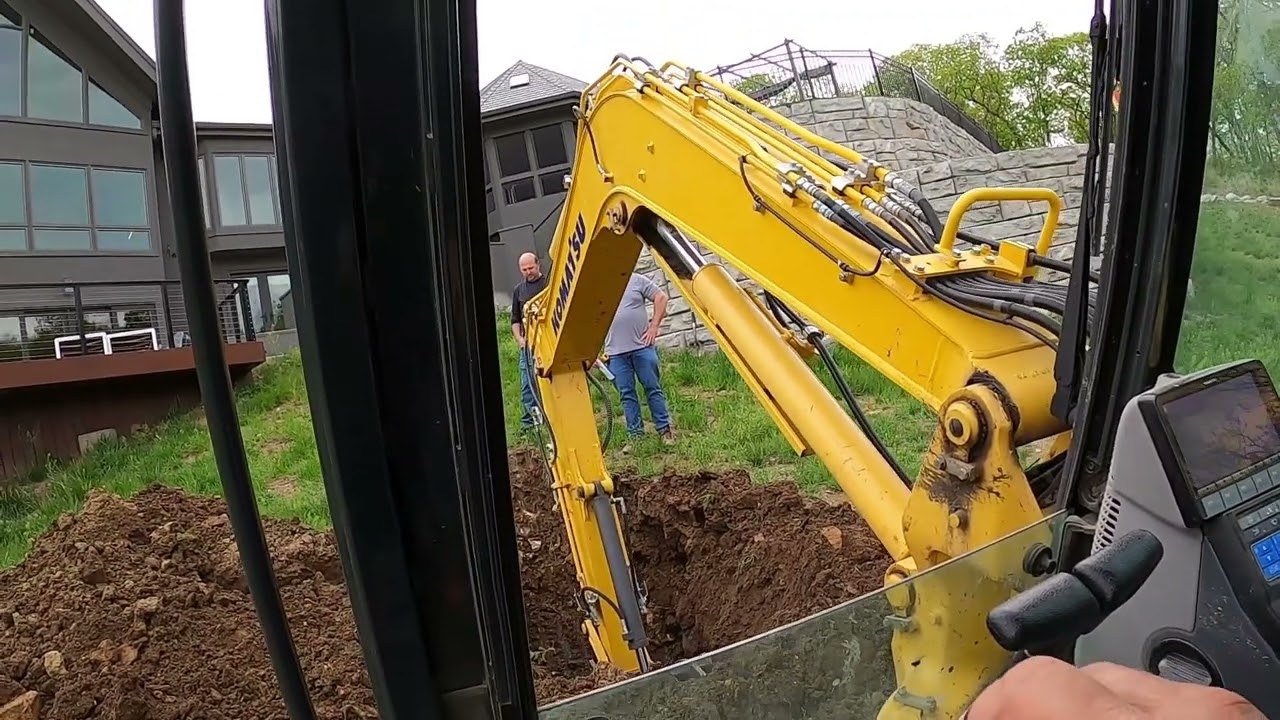 Digging test holes with the Komatsu PC88