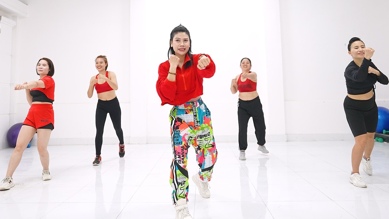 45-minutowy trening taneczny w domu | Ćwiczenia na szybką utratę wagi