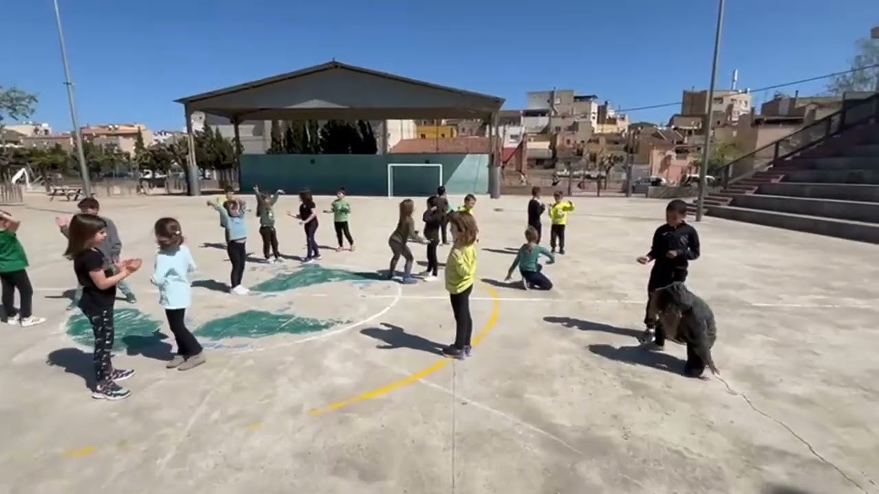 1r B es mou amb Dansart!