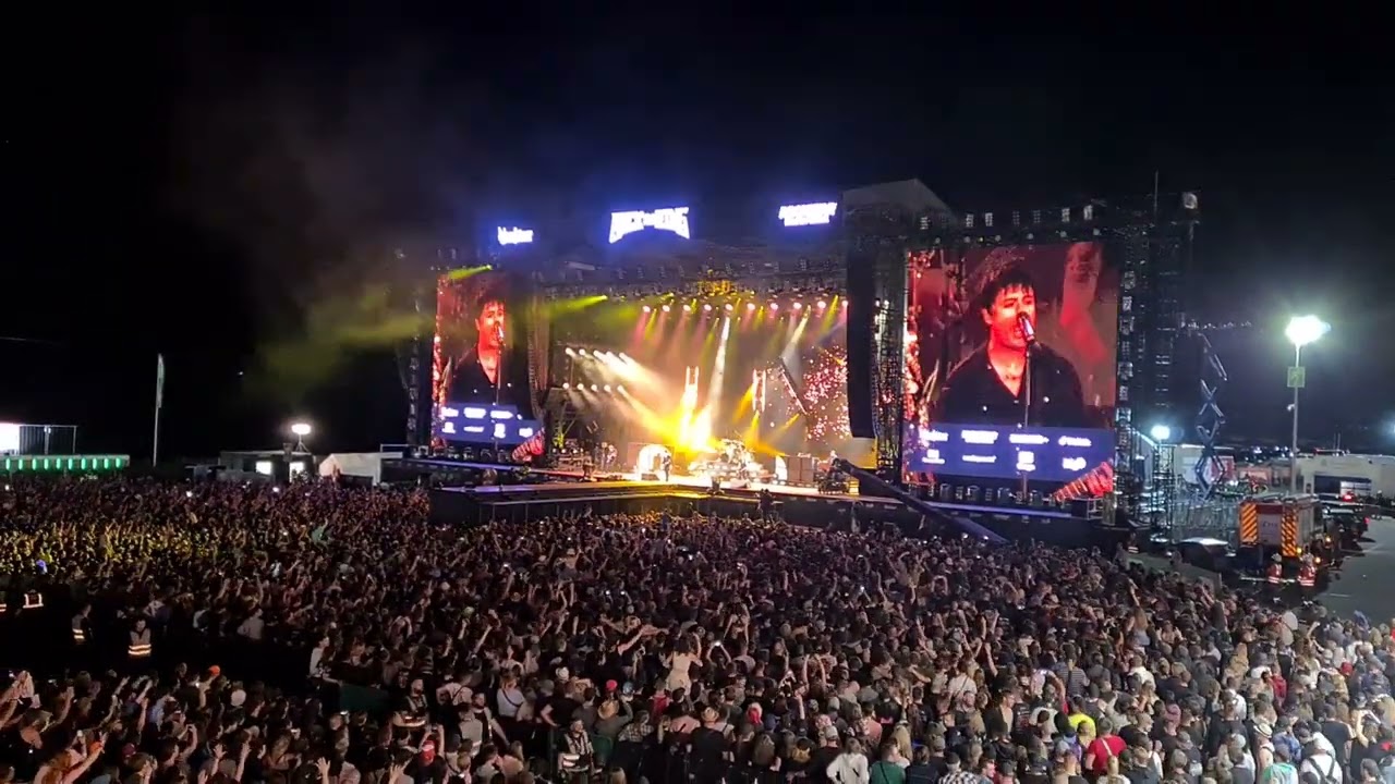 Green Day plays Wake Me Up When September Ends at Rock am Ring 2022