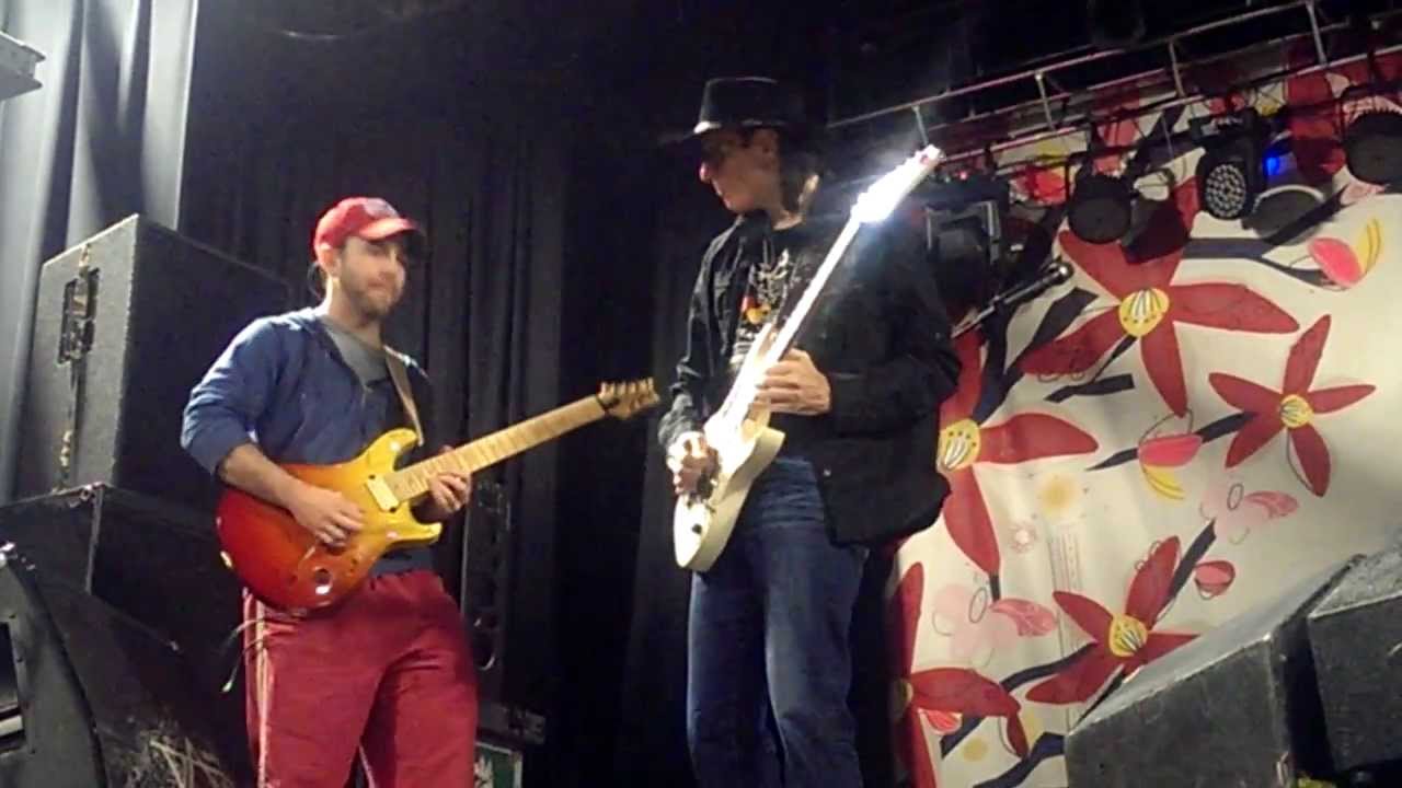 Steve Vai - Racing the World - Rare Live Sound Check Grand Rapids Michigan 11/7/13 Extended Version