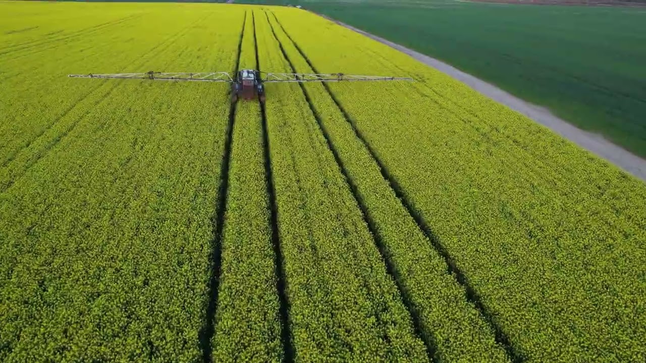 Hardi Rubicon 9048 Spraying in Western Australia