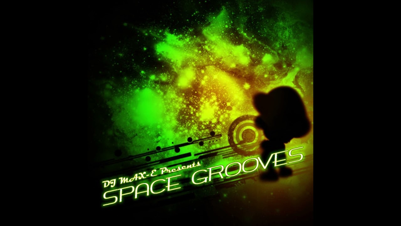 DJ MAX-E - Taking a stroll