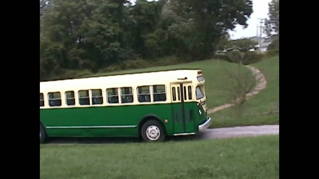 GM 4509 Suburban Bus