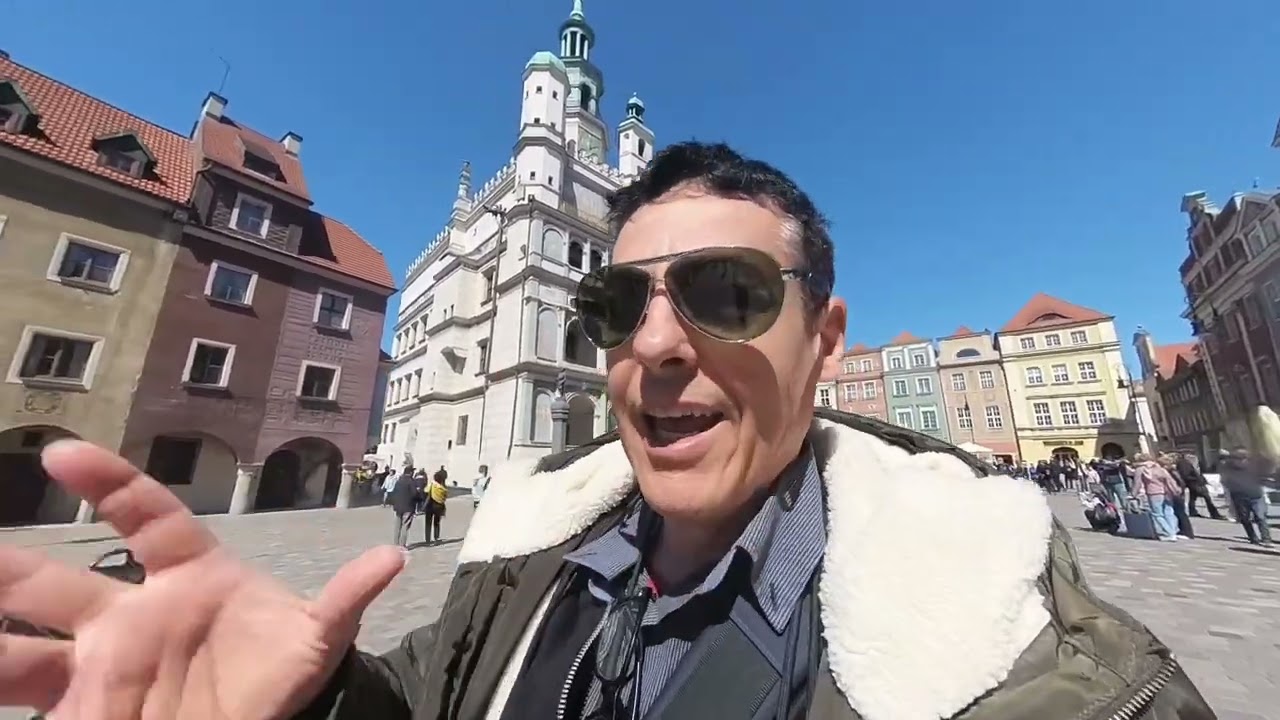 Ultimo giorno a Poznań 🇵🇱 | Caprette del municipio, cotoletta gigante, croissant di San Martino e ✈️