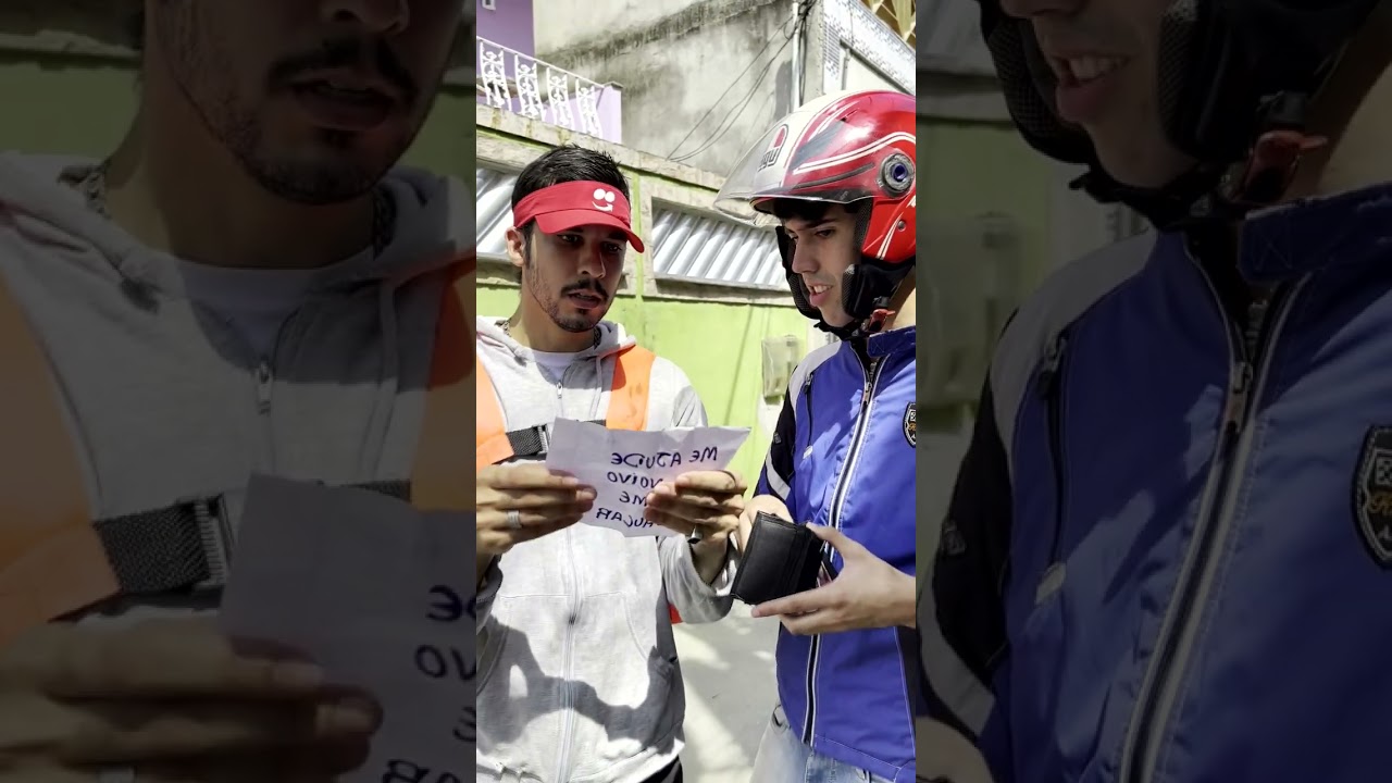 Deu a ele uma grande recompensa por salvá la