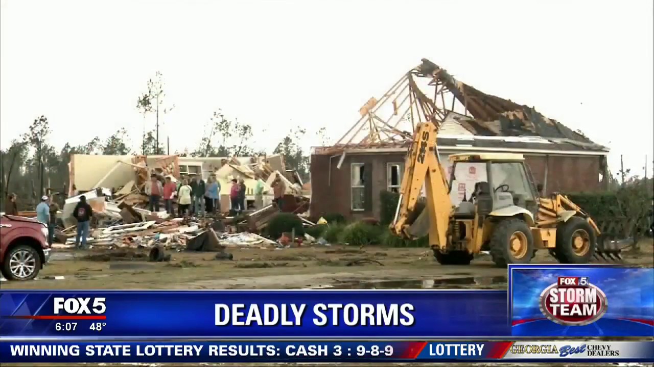 Tornado hits Albany