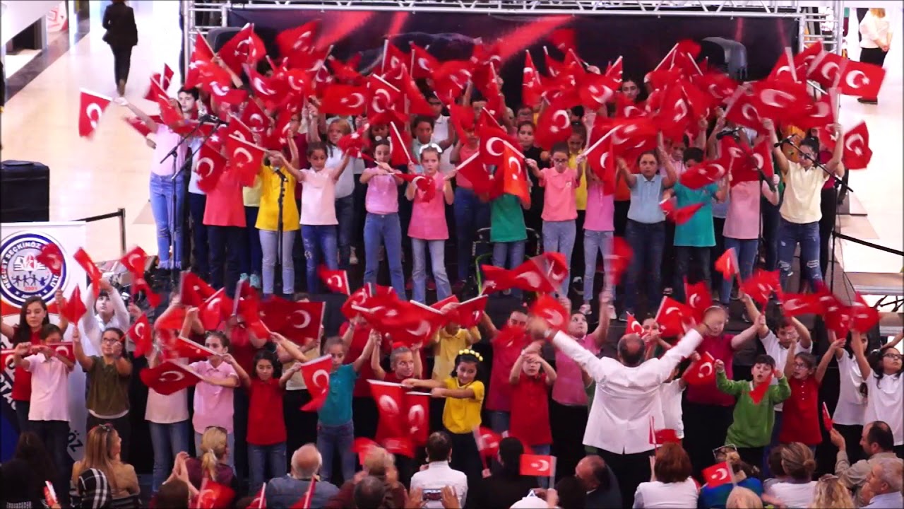 AY YILDIZLI BAYRAĞIM