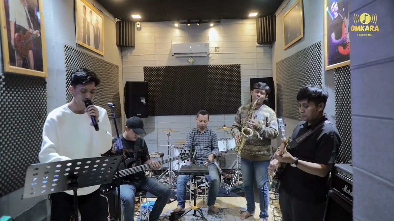 THE WAY YOU LOOK AT ME - NYOMAN PAUL Version Live Cover|Omkara Music Entertainment 