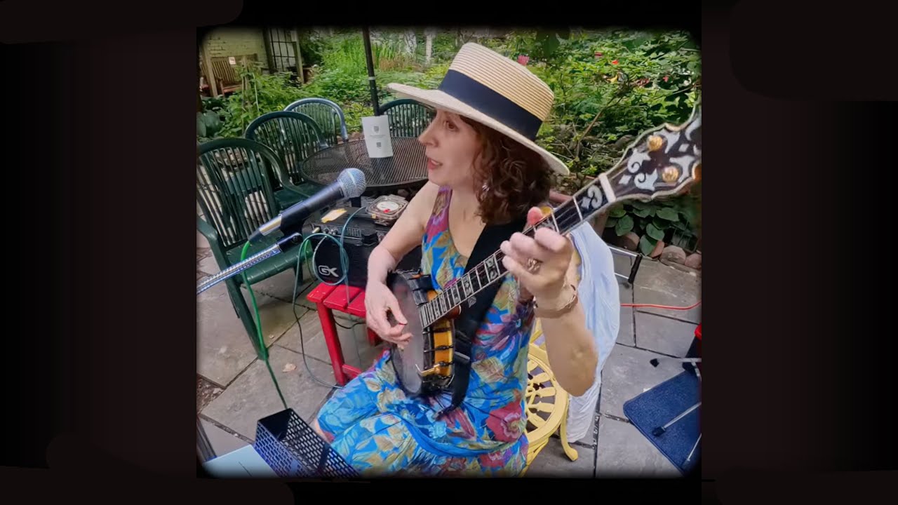 Cynthia Sayer Trio: 
