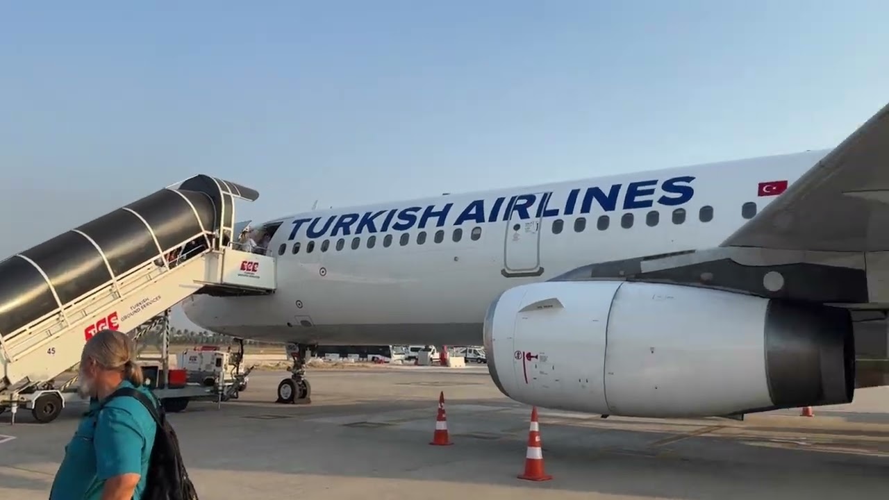Vlog. Лечу в Турцию. Кемер. Задержали рейс??? Turkish Airlines. Pegas Turistik. Трансфер до отеля. 