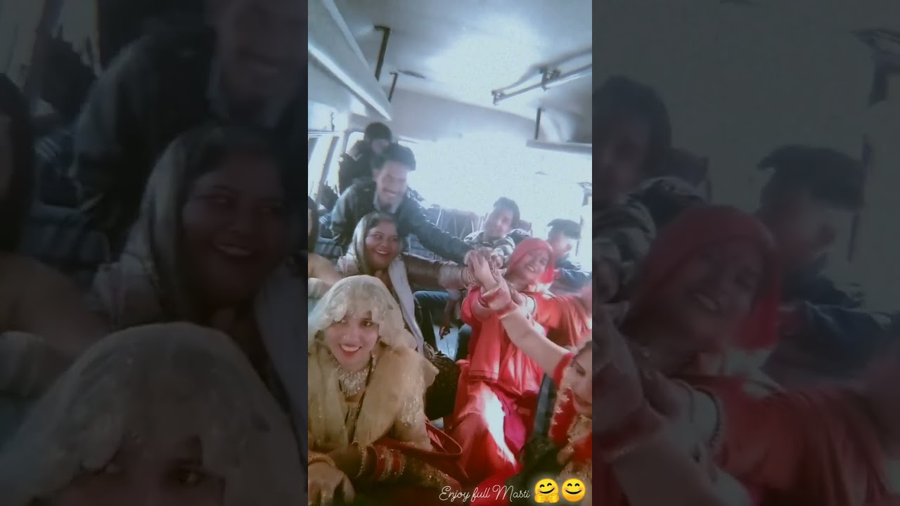 Wedding Bus Masti!🚌✨ 🧿Hum Saath Saath Hain ❤️Travel Vibes & Full Masti!Our Wedding Journey 💍Besties🎶