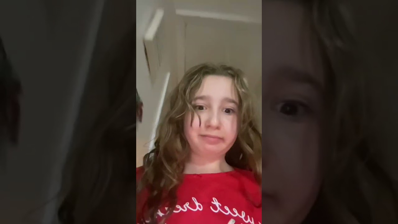 Roasting my sister 👭