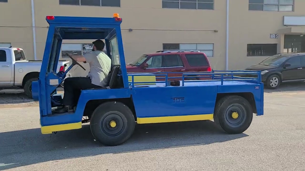 TUG MH50 Baggage Tow Tractor For Sale - Houston, TX