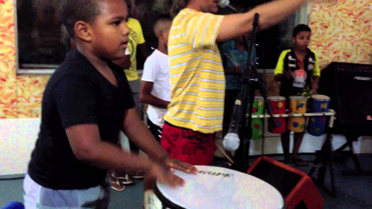 Guilherme TIMBALEIRINHO  Ensaiando no Estudio ALAS de Jair Resende.