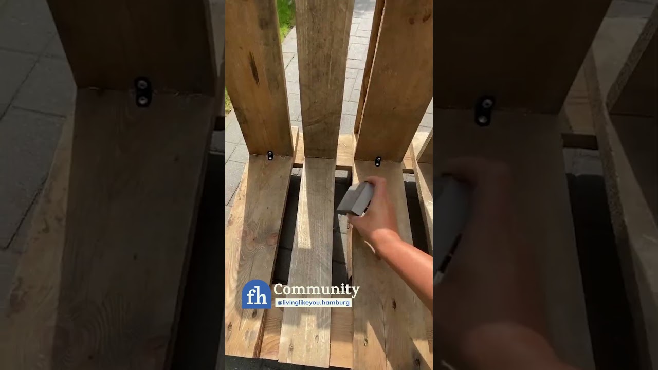 She Built a Pallet Bike Rack