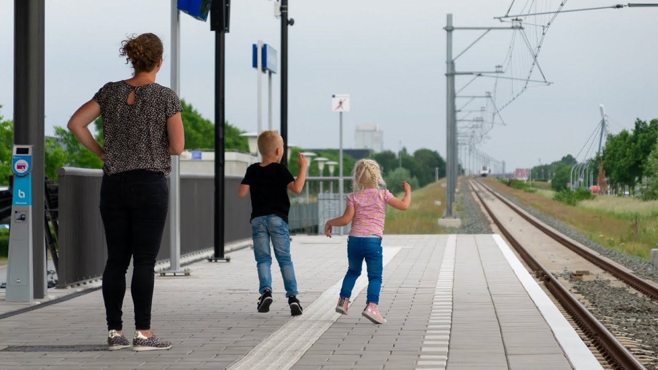 Eerste stop Kamperlijntje op Station Stadshagen is een feit
