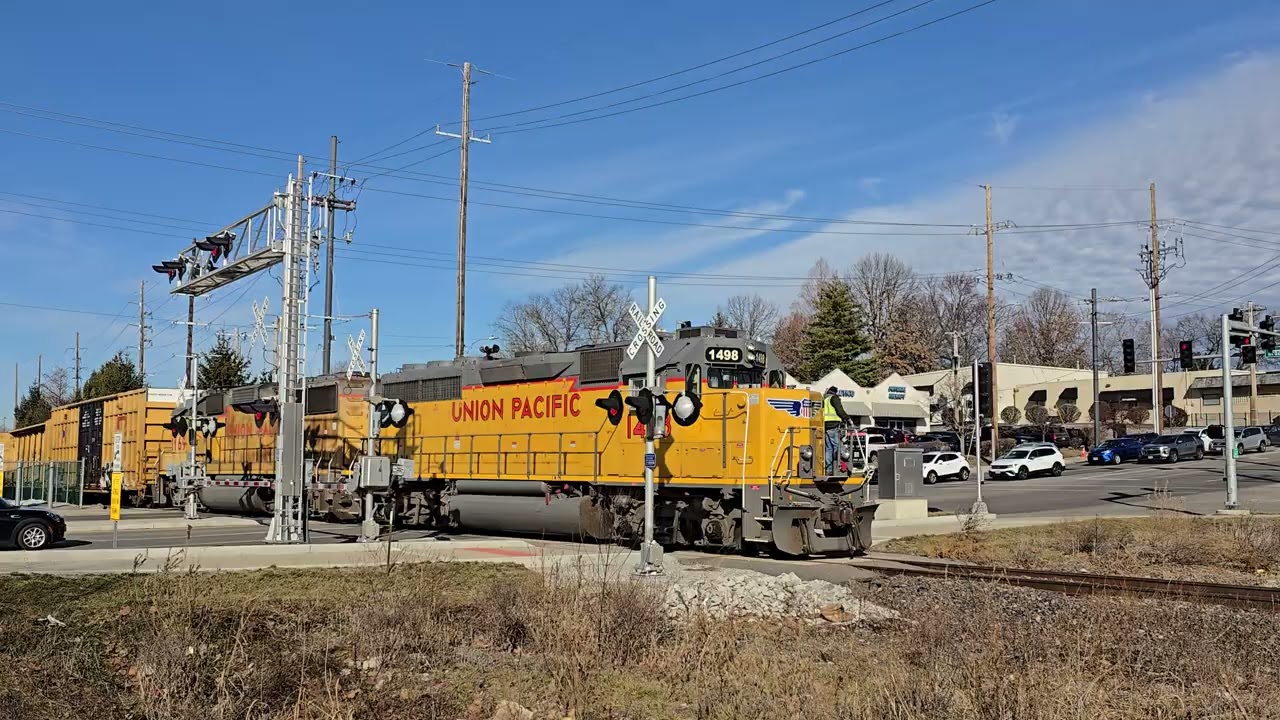 Union Pacific Railroad's LSE59 east @ Brentwood Blvd on Lake Industrial Lead in Brentwood MO 2/12/26