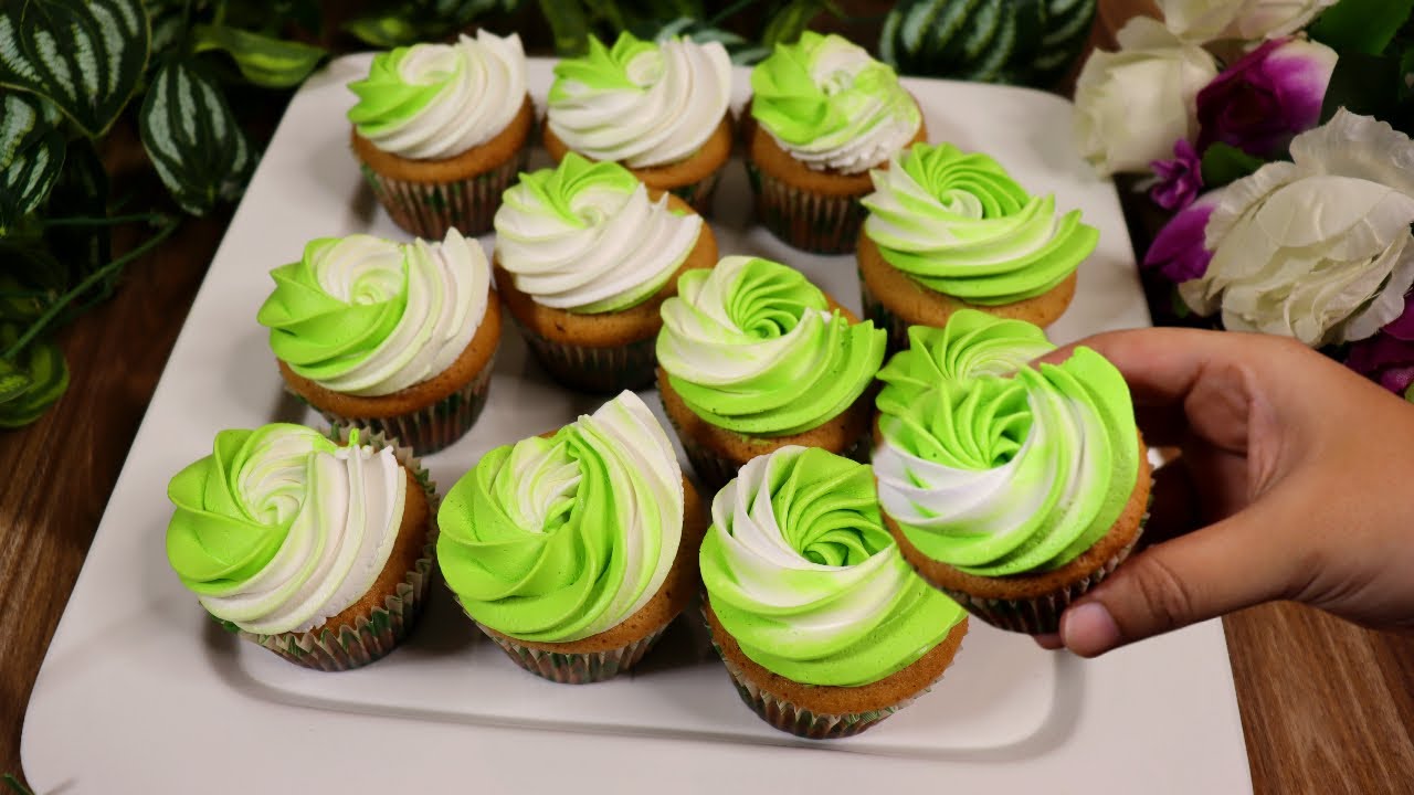 Vanilla Cupcake Recipe | 14 August special Cupcake Recipe | Independence Day Cake