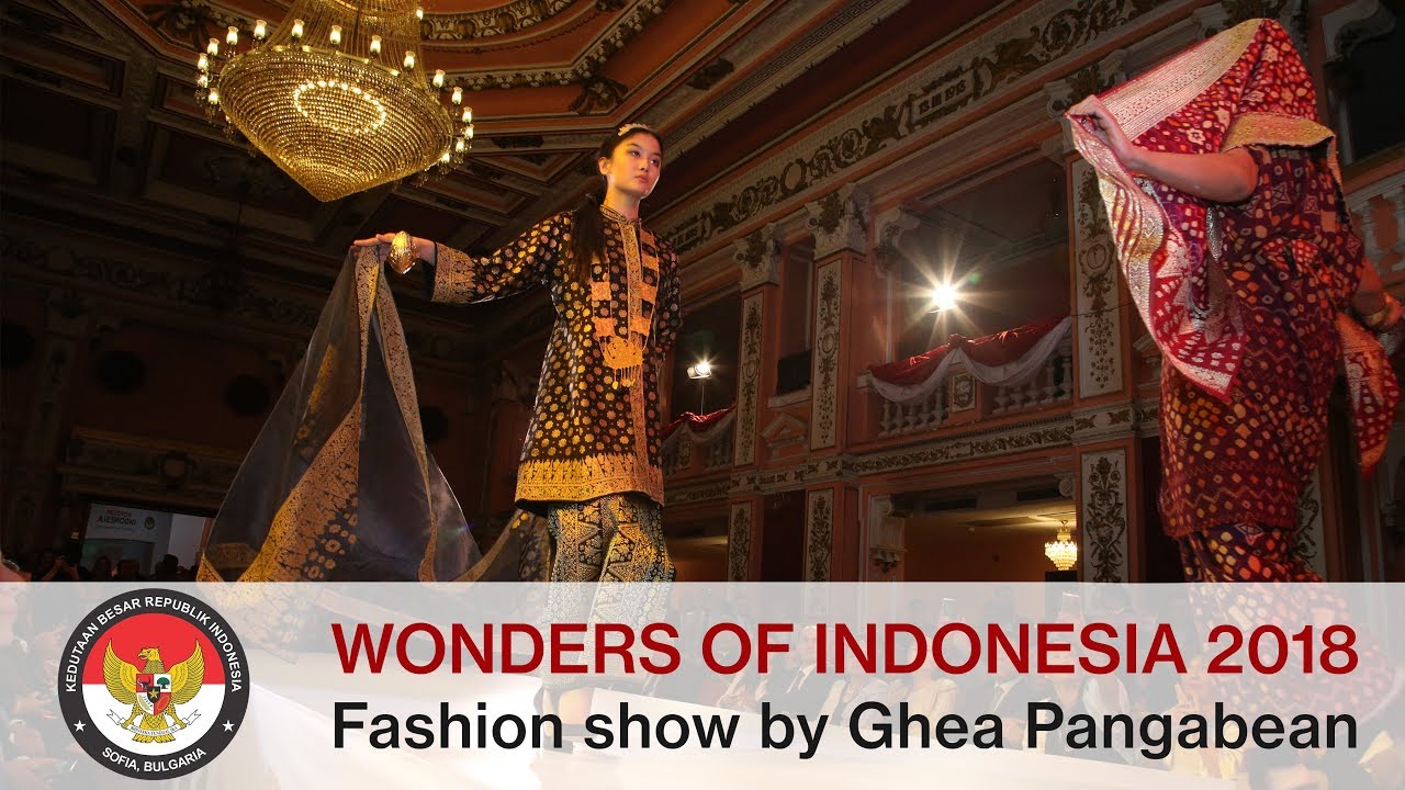 Wonders of Indonesia 2018: Fashion Show by Ghea Pangabean