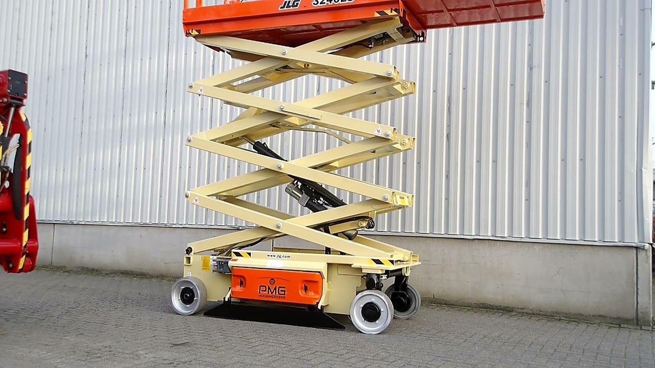 JLG 3246ES, PMG 6464