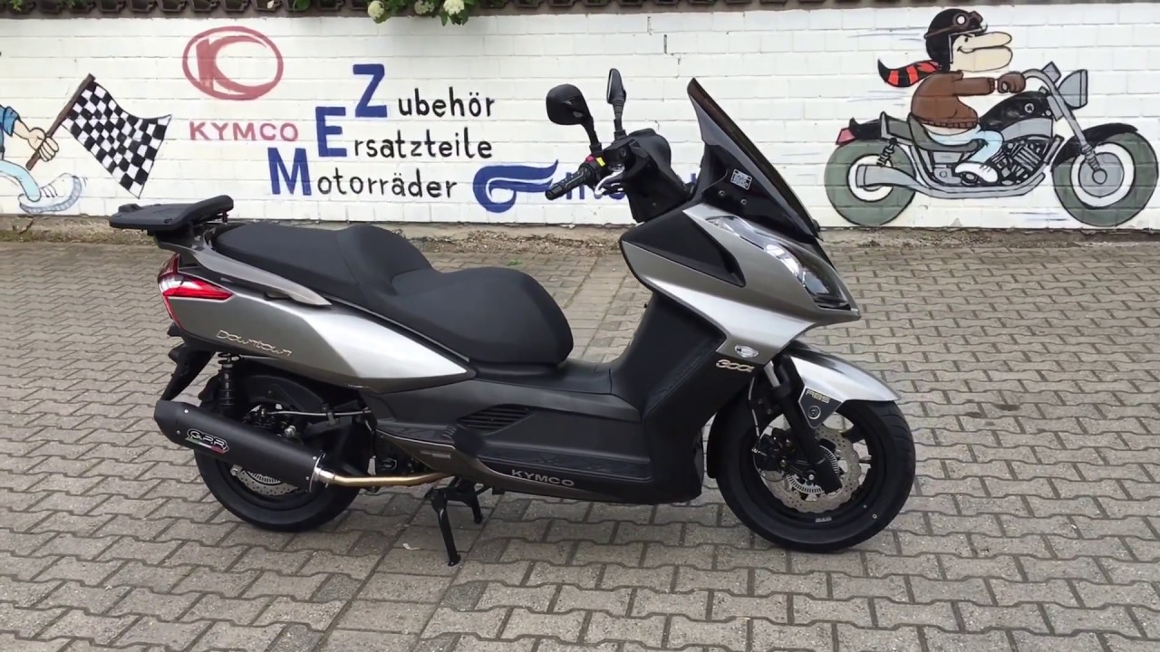 Kymco Downtown 300i ABS - Walkaround, Helmet Storage, GPR Exhaust, Short Windshield