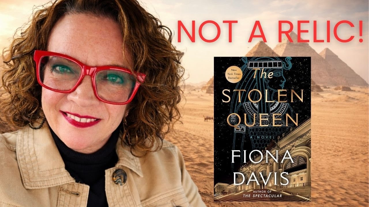 The Stolen Queen by Fiona Davis Review | Don't stay invisible! 🏛️🏺