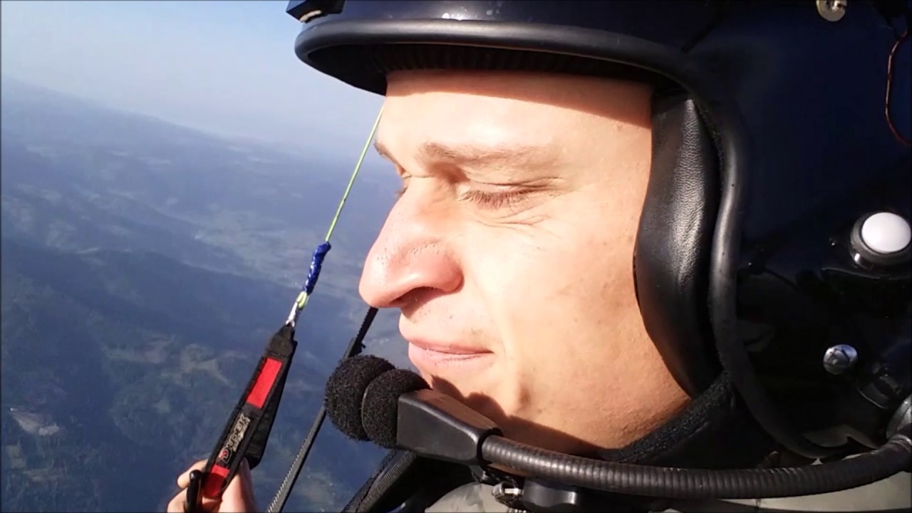 Zbor cu paramotorul in Depresiunea Dornelor