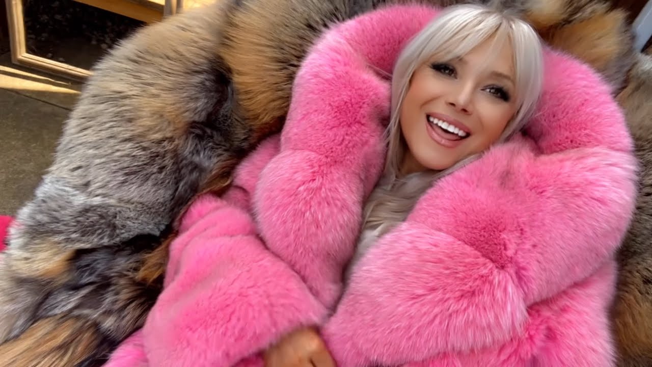 Pink Fur Coat ХХХL