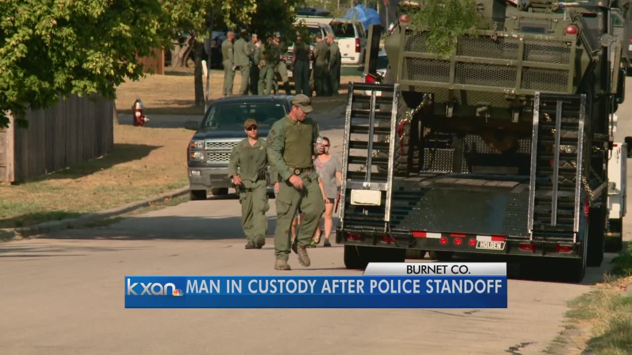 Burnet PD respond to barricade situation
