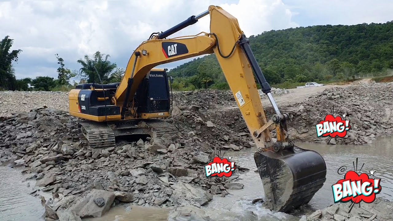 ระเบิดพลังเต็มที่ 🔰🔰🔰 รถแบคโฮ CAT 320D2 TDZ ขุดสระเจอหินล้วนๆ งานนี้ของไม่แรงจริงทำไม่ได้ ⚒️💥🪨