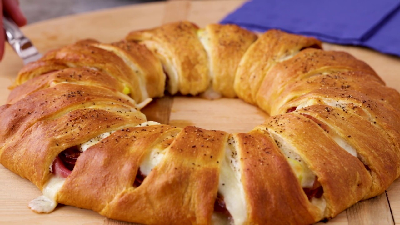 Spicy Italian Crescent Ring | Pillsbury Recipe