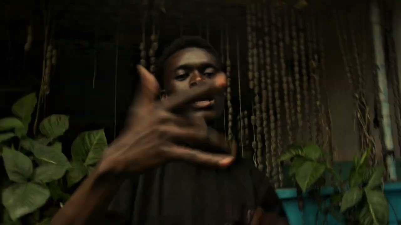 bb boutchou NO LOVE (clip officiel)