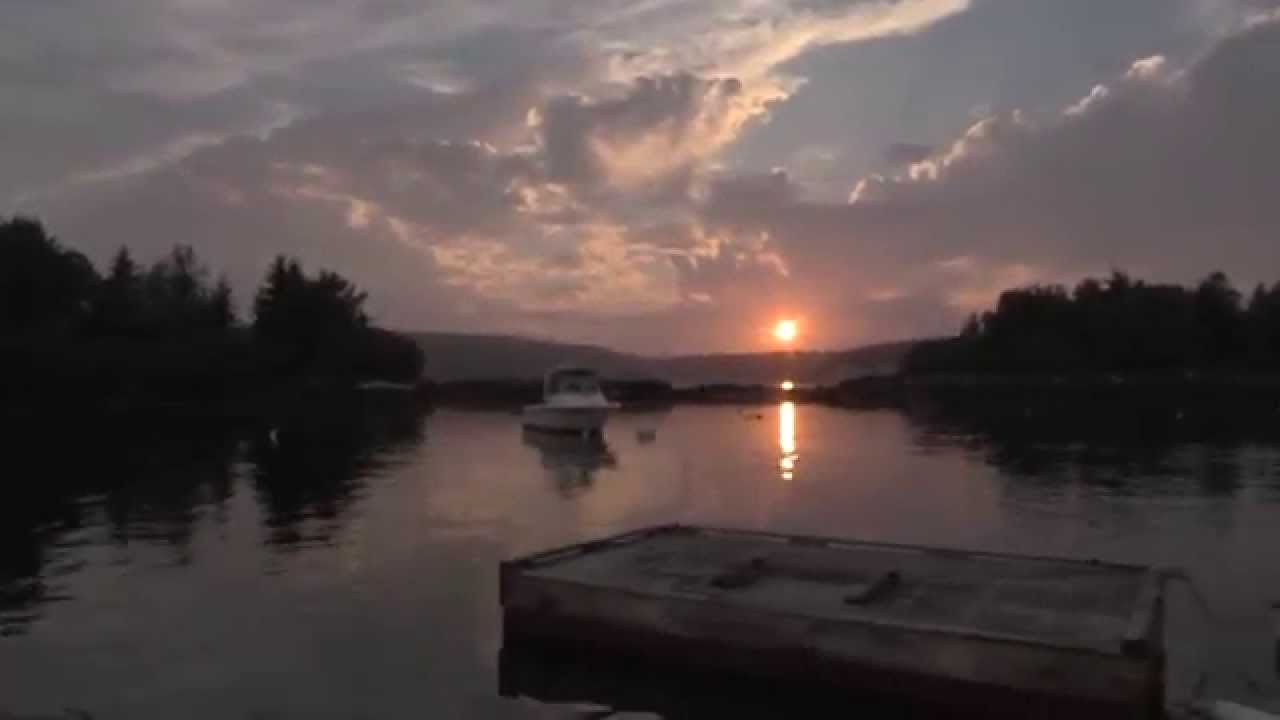 Cabbage Island Clambake Welcomes Windjammers