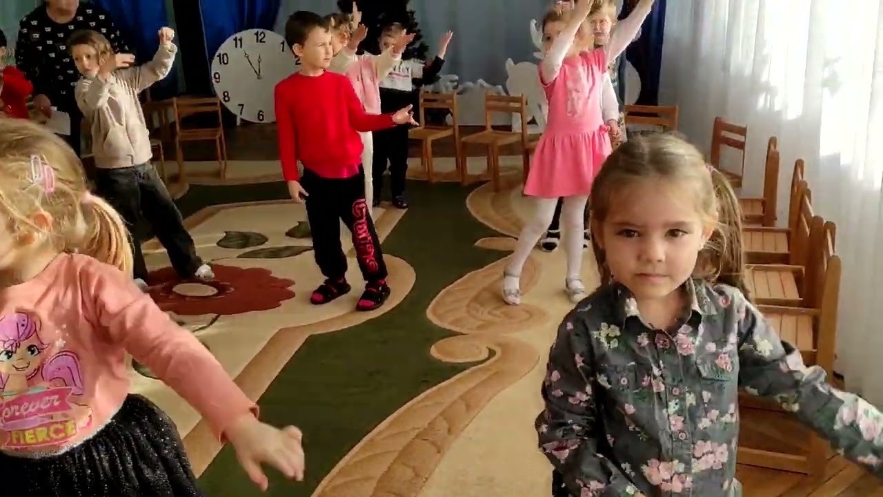 4 Репетиции  и  выступление на  новый  год.