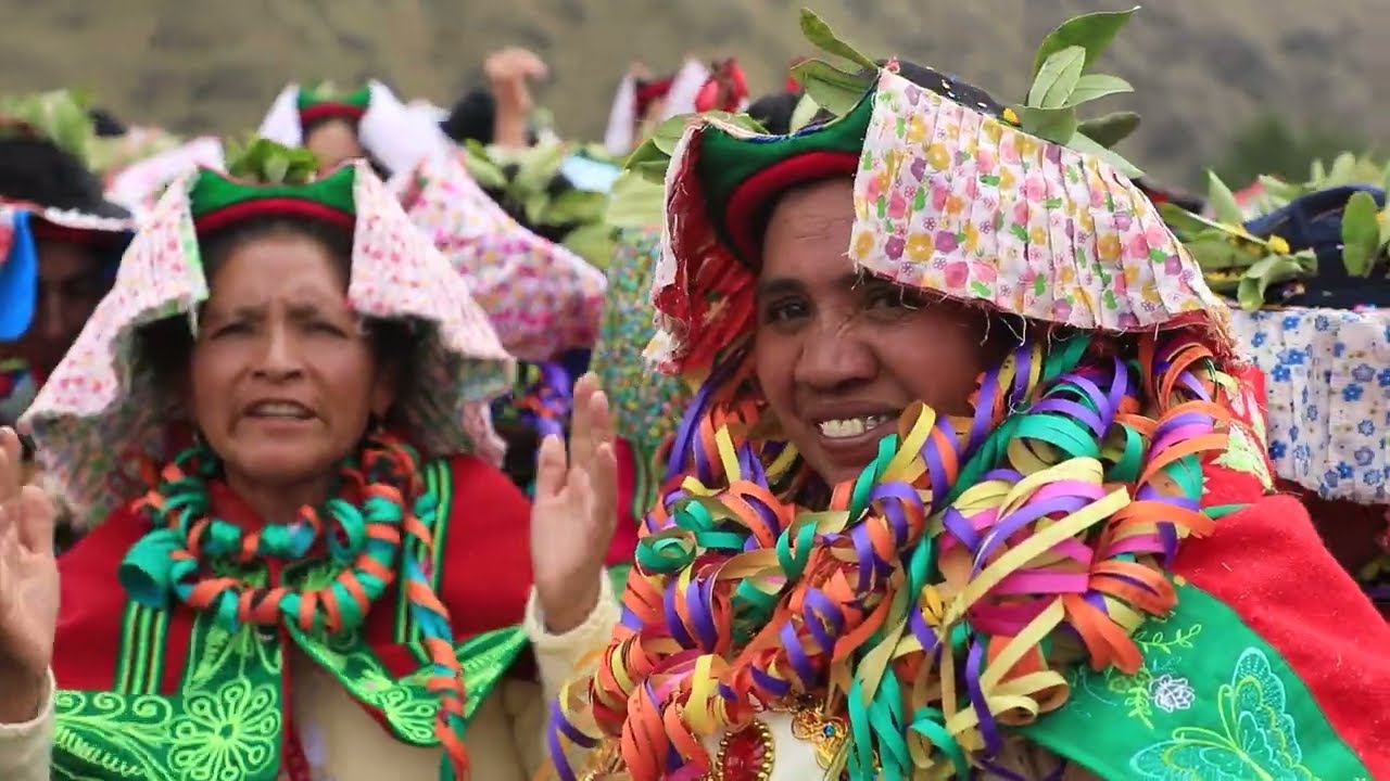 DOCUMENTAL DISTRITO DE AYAPATA CARABAYA - PUNO