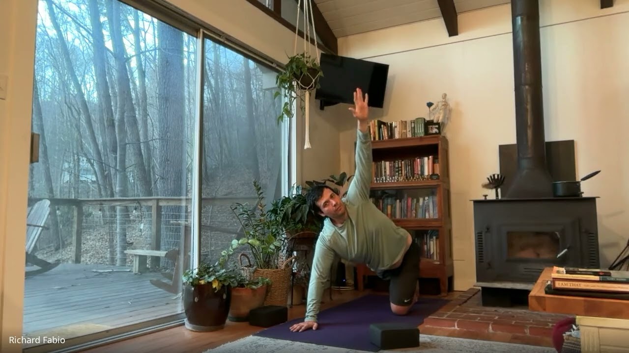 1/20/2026 mid/upper back toning yoga class