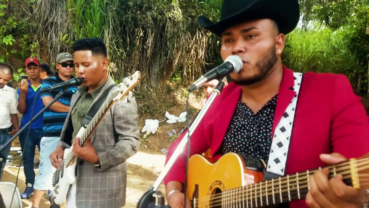 Los Traviezoz de Olancho - Juro quererte