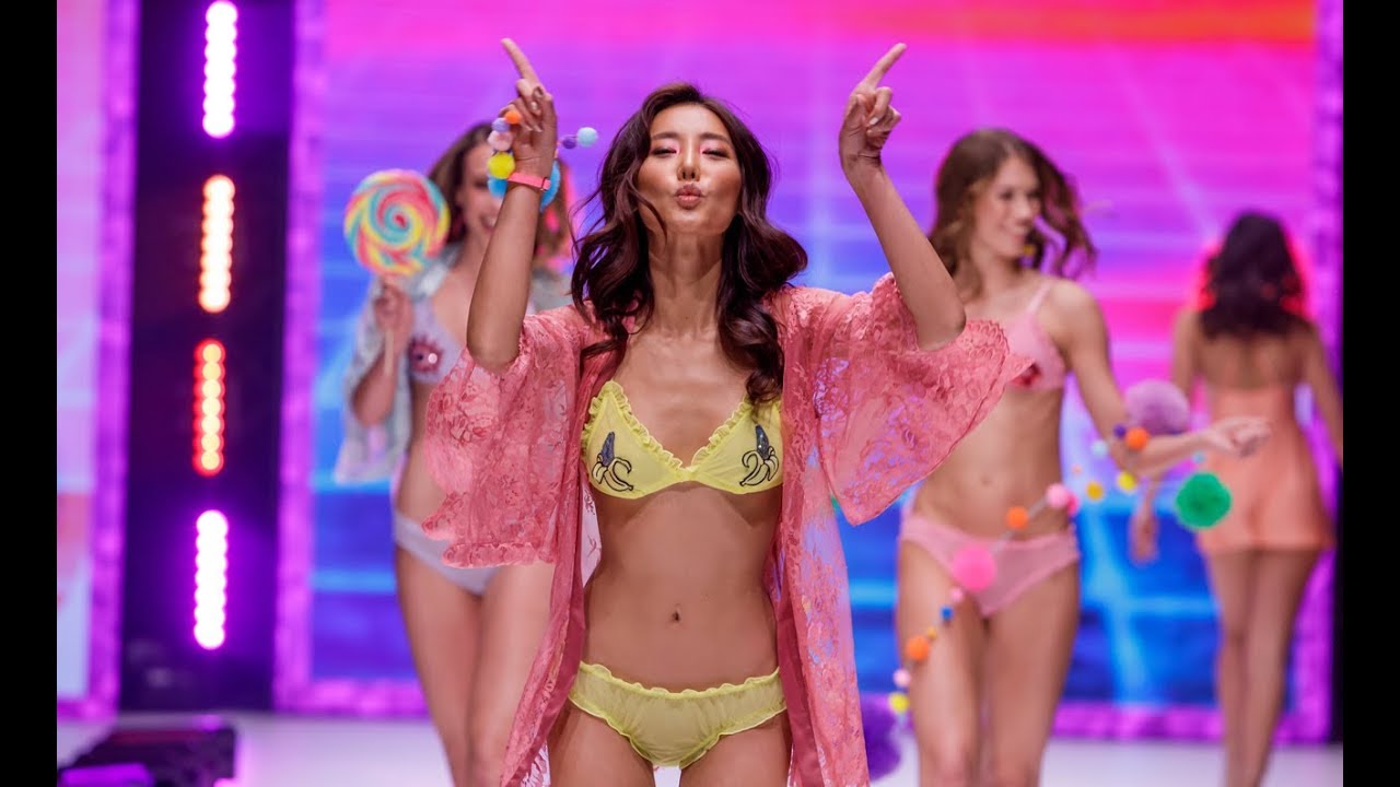 HUNKEMÖLLER FASHION SHOW 2019 🍭