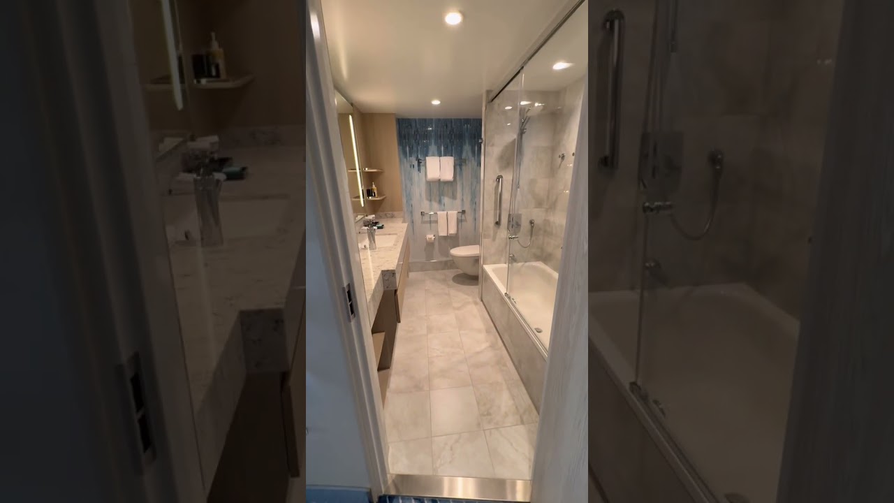 Royal Caribbean ICON OF THE SEAS - Sunset Junior Suite Room 10756