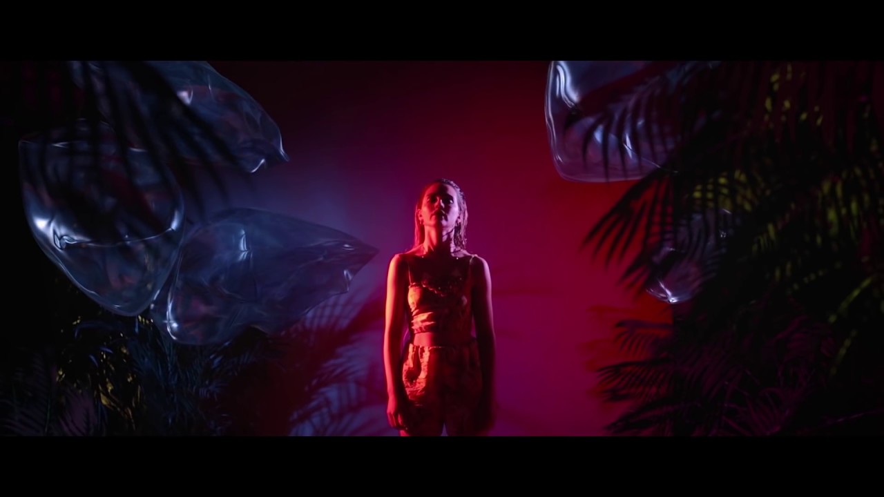 Tom Shorterz Feat. Lucy Love - Colours (Official Video)
