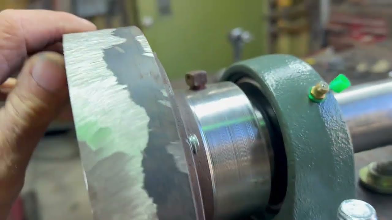 Building Medusa, a homemade DIY metal turning lathe Part 4, sorting out the head stock.