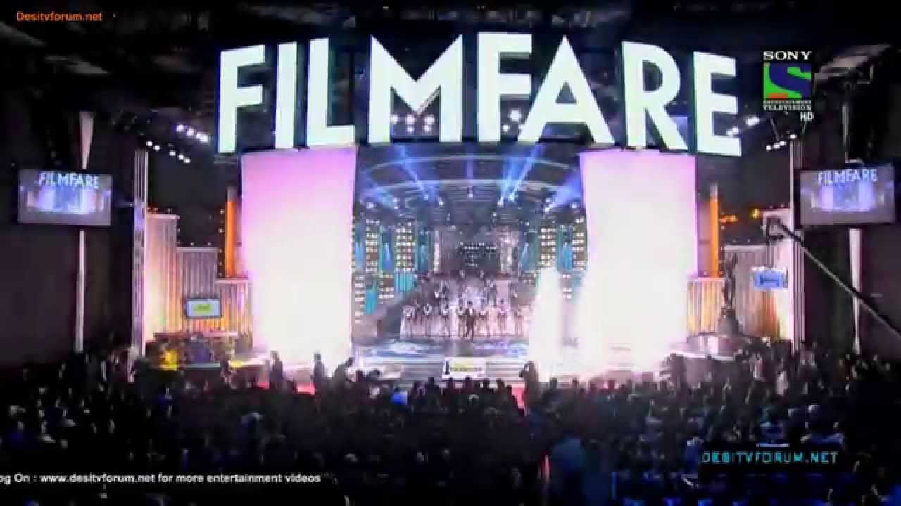 Nagesh Kumar Performing At Filmfare Award 2013