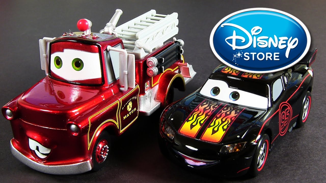 Hot Rod Lightning McQueen and Rescue Mater Disney-Store Chase Cars Toon Die-Cast