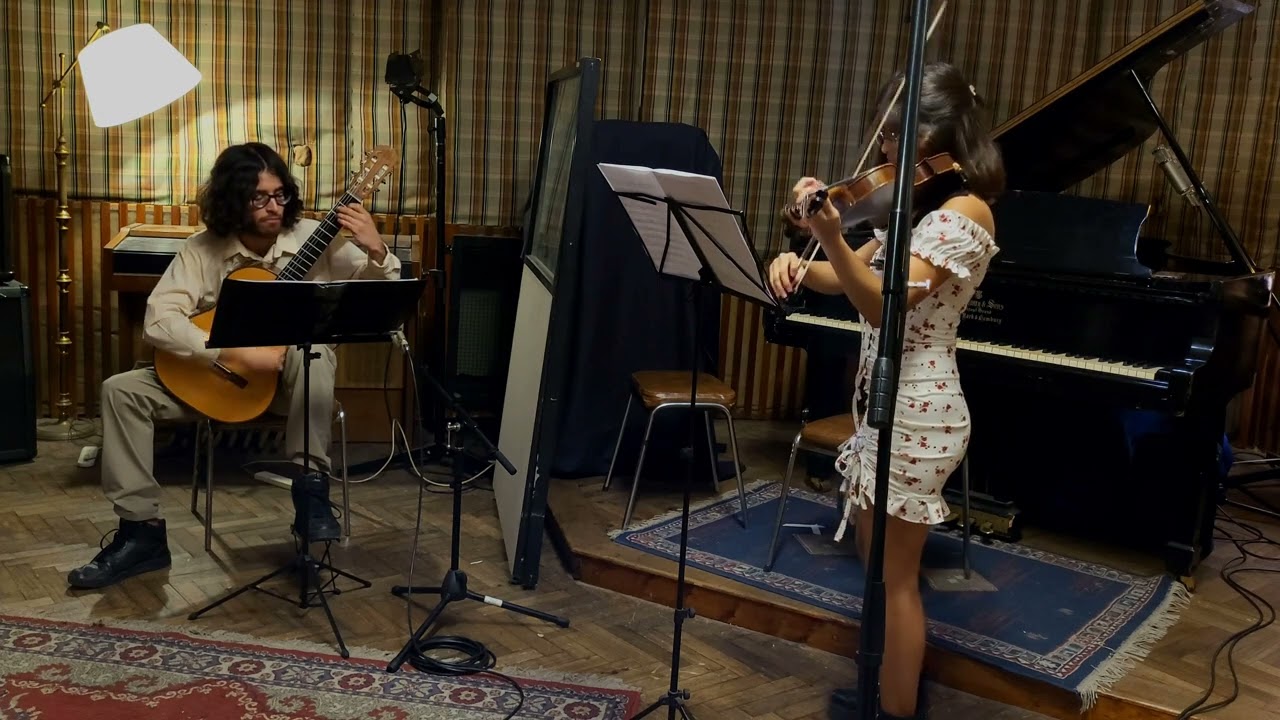 Kiana Barba & Alex Rojas - Paganini, Centone di Sonate n°1; Rondoncino