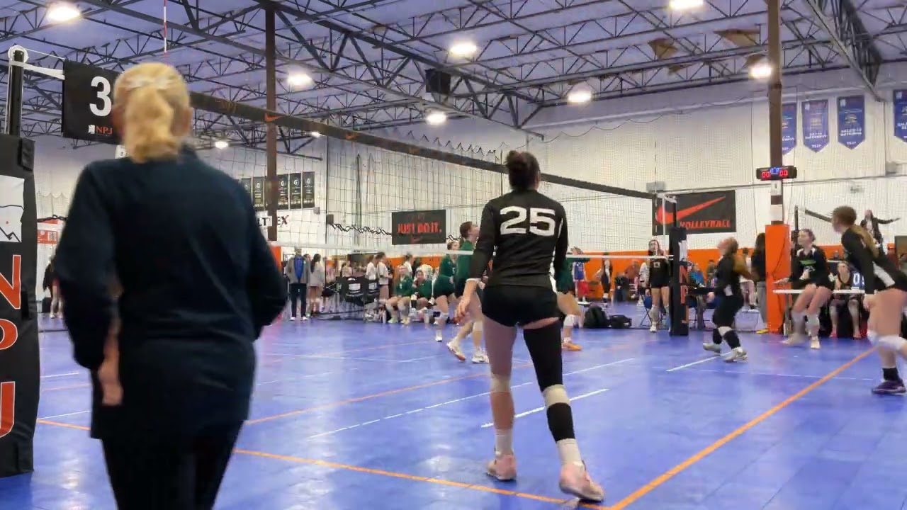 Basin Bombers 18-1 vs. South Coast 18-2 (power league #1: pool play, game 2: set 1: 19-25)