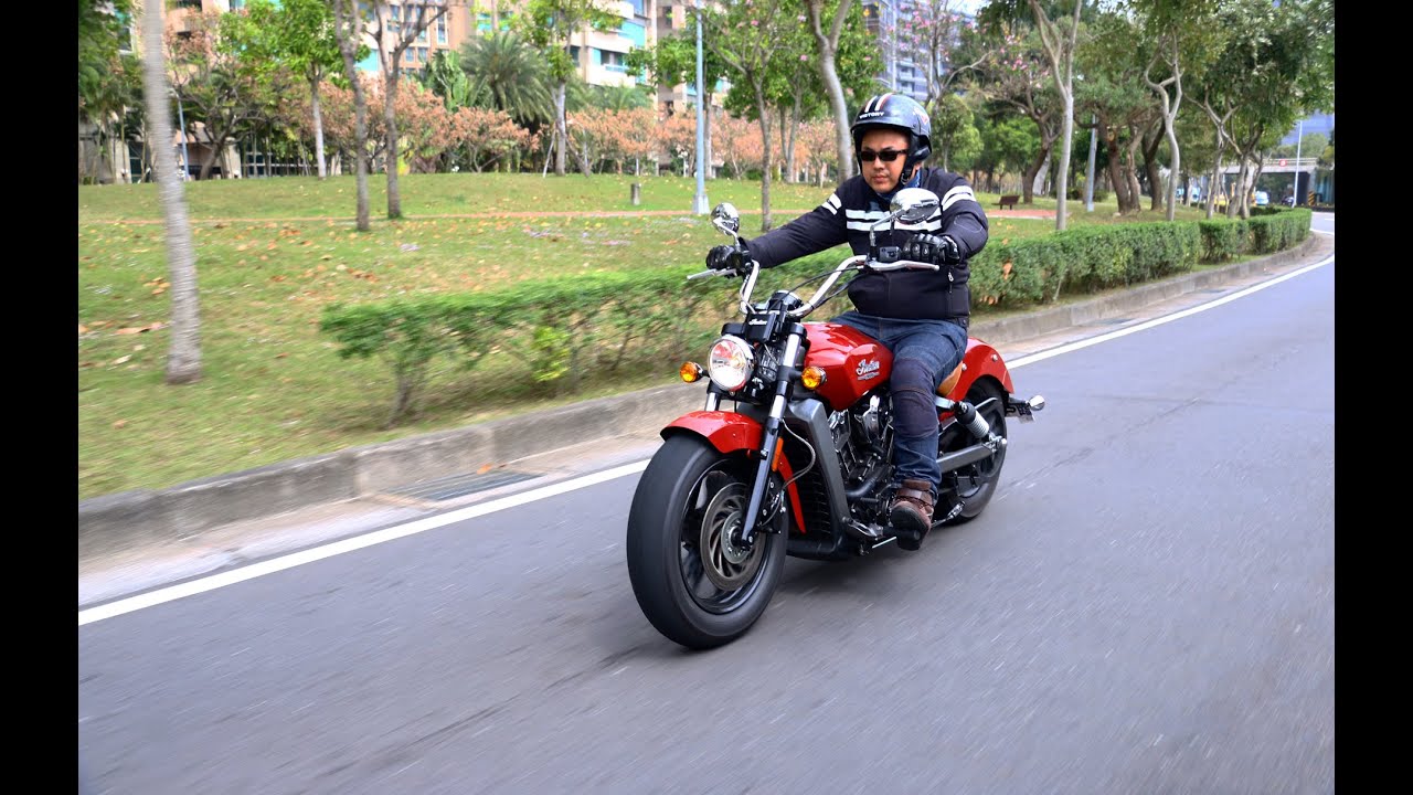 2015 Indian Scout 水冷引擎與傳奇經典的結合【Auto Online 汽車線上 重機試駕影片】